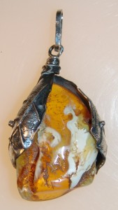 20I2012 042a
